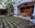 thumbnail-rumah-classical-cibubur-jakarta-ada-kolam-renang-furnished-1